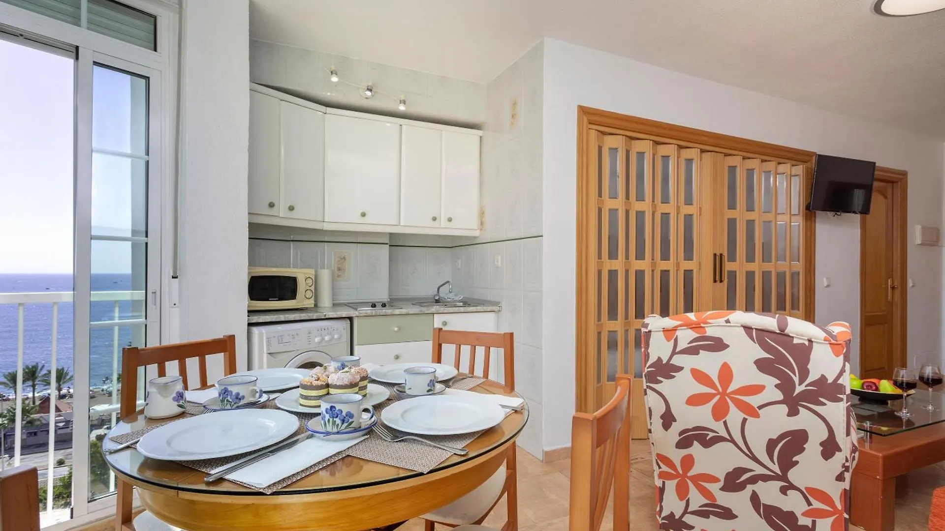 Apartamento Con Vistas Al Mar En Benalmadena Spain